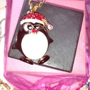 Penguin Necklace Betsey Johnson 28 inch nwt